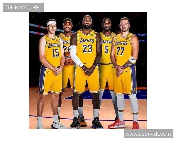 湖人需调整阵容平衡里夫斯东契奇攻强守弱成隐忧