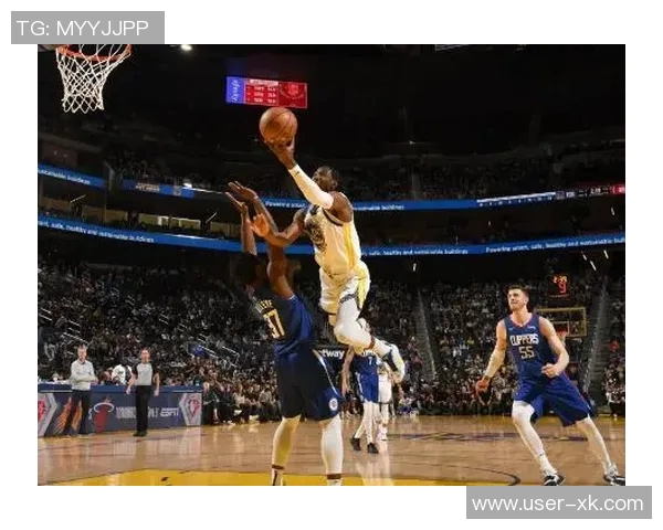 卡斯尔状态火热近期表现出色场均贡献近20分和接近8次助攻 卡斯尔状态火热近期表现出色场均贡献近20分和接近8次助攻